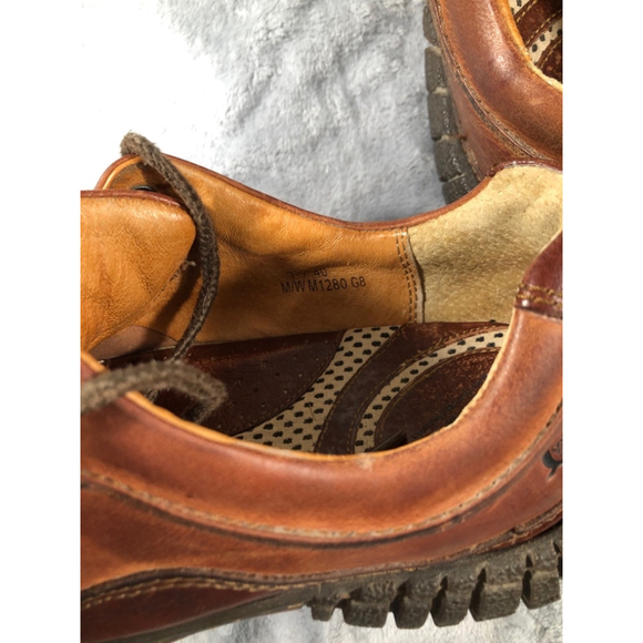 Born brown leather lace up shoes size 7 - Picture 3 of 4